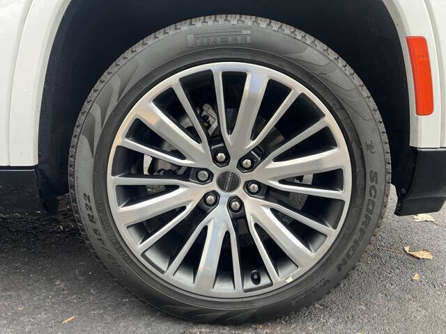 2024 Jeep Grand Wagoneer L Series III