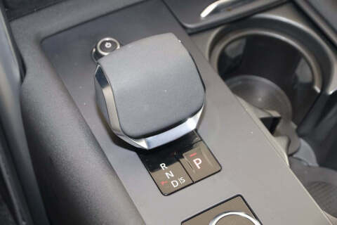 2023 Land Rover Discovery P360 S R-Dynamic