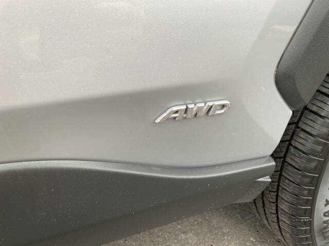 2023 Toyota RAV4 Hybrid XLE