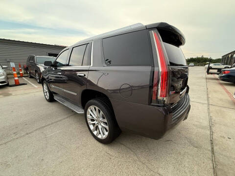 2015 Cadillac Escalade Luxury
