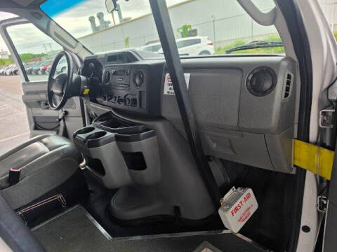 2009 Ford E-Series E-350 SD