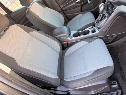 2017 Ford C-MAX Hybrid SE