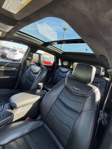 2017 Cadillac XT5 Platinum