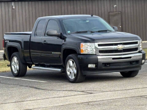 2009 Chevrolet Silverado 1500 for sale at All American Auto Brokers in Chesterfield IN