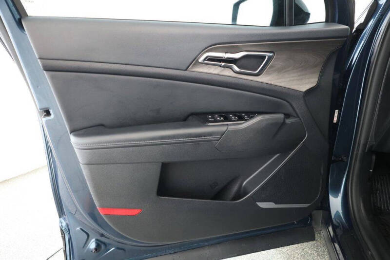 2023 Kia Sportage Plug-In Hybrid X-Line