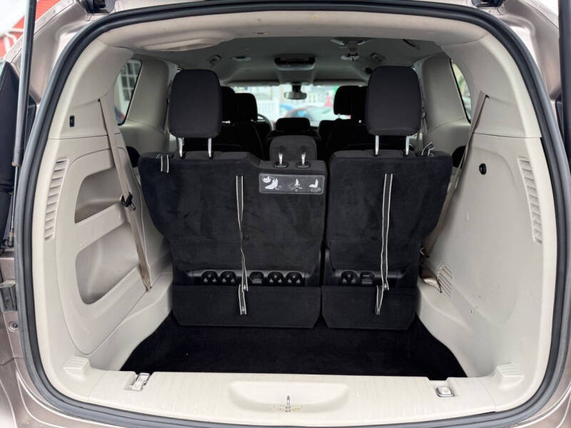 2017 Chrysler Pacifica Touring Plus