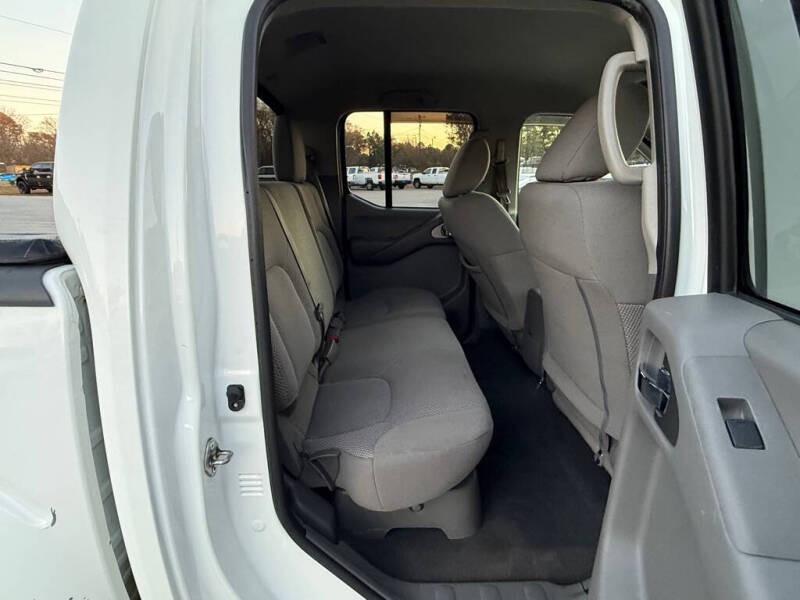2019 Nissan Frontier SV