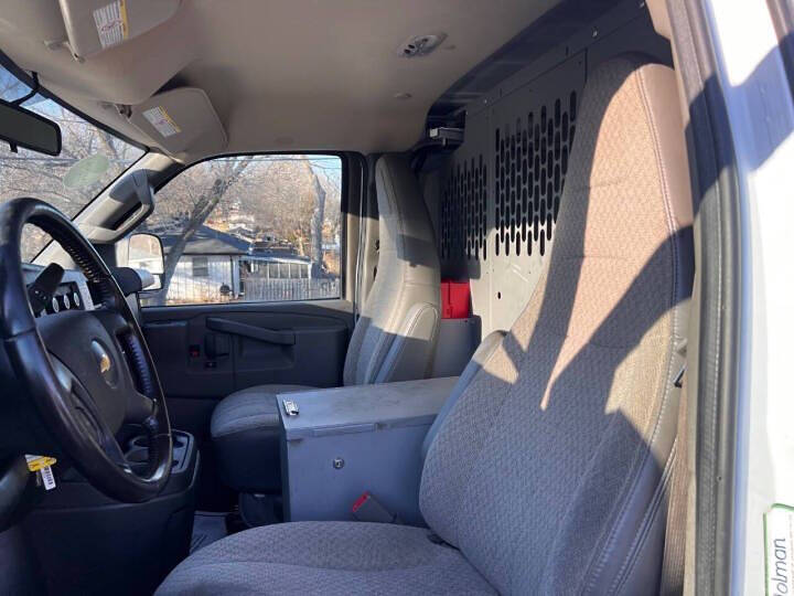 2022 Chevrolet Express 2500