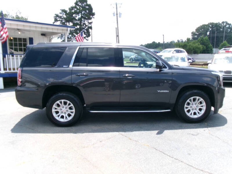 2017 GMC Yukon SLT