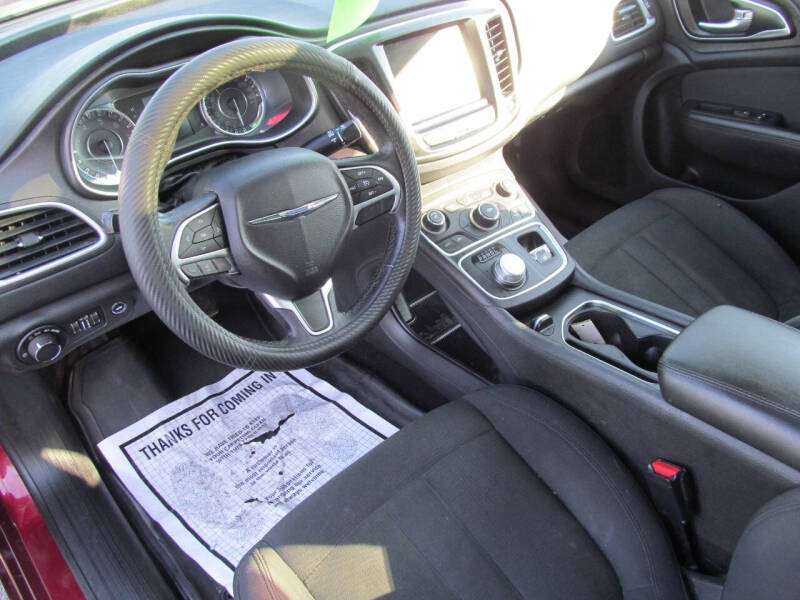 2016 Chrysler 200 Limited