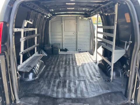 2018 Chevrolet Express 2500