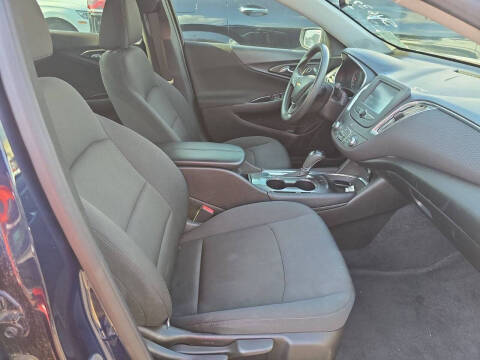 2017 Chevrolet Malibu LT