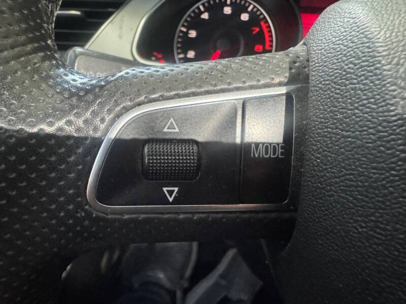 2011 Audi A5 2.0T quattro Premium Plus