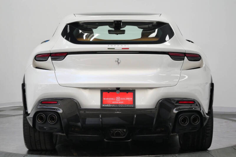2025 Ferrari Purosangue