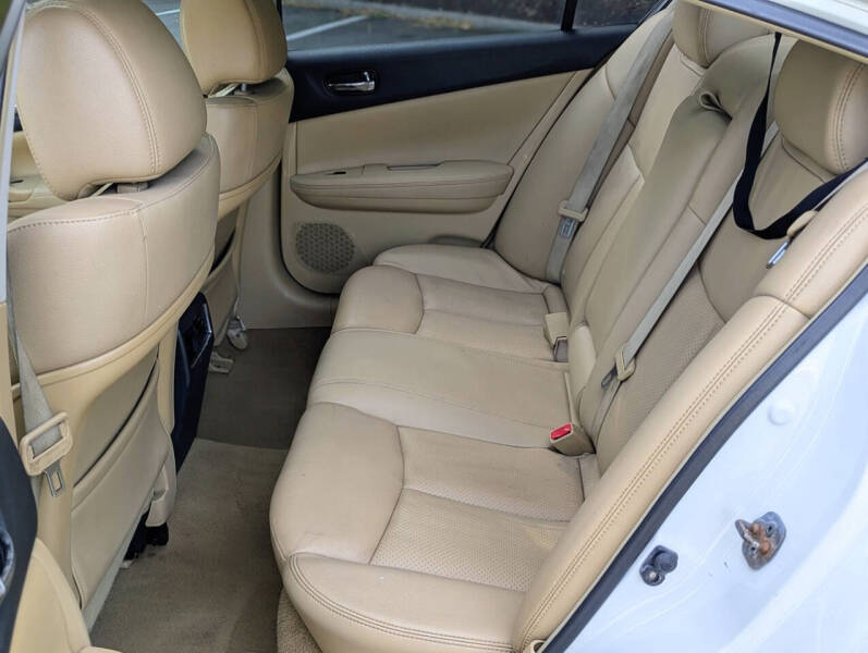 2010 Nissan Maxima 3.5 SV