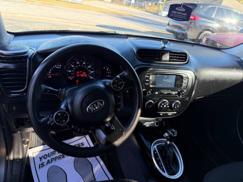 2016 Kia Soul +