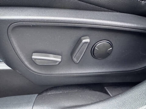 2026 Ford Escape Hybrid Platinum