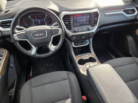 2020 GMC Acadia SLE