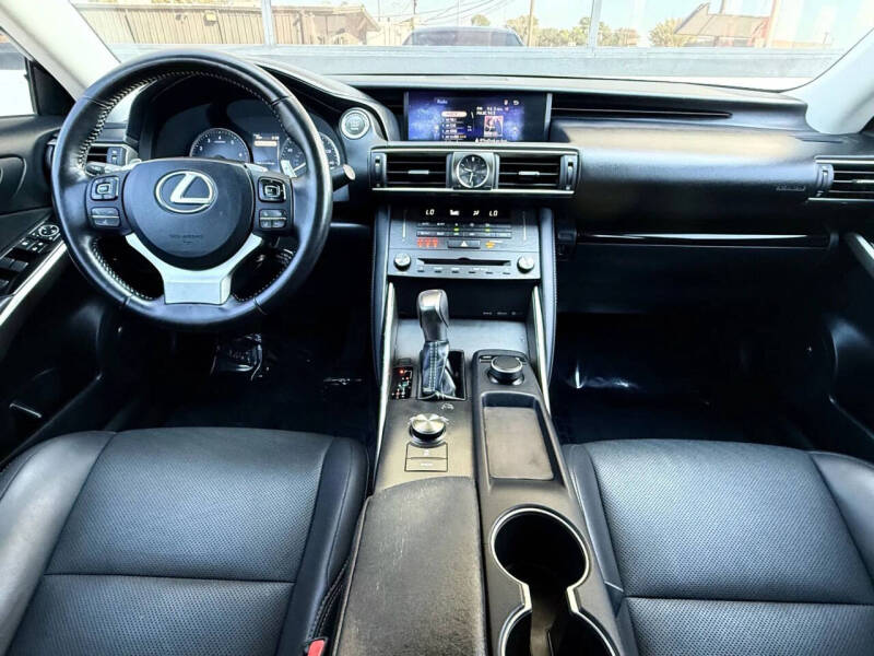 2019 Lexus IS 300