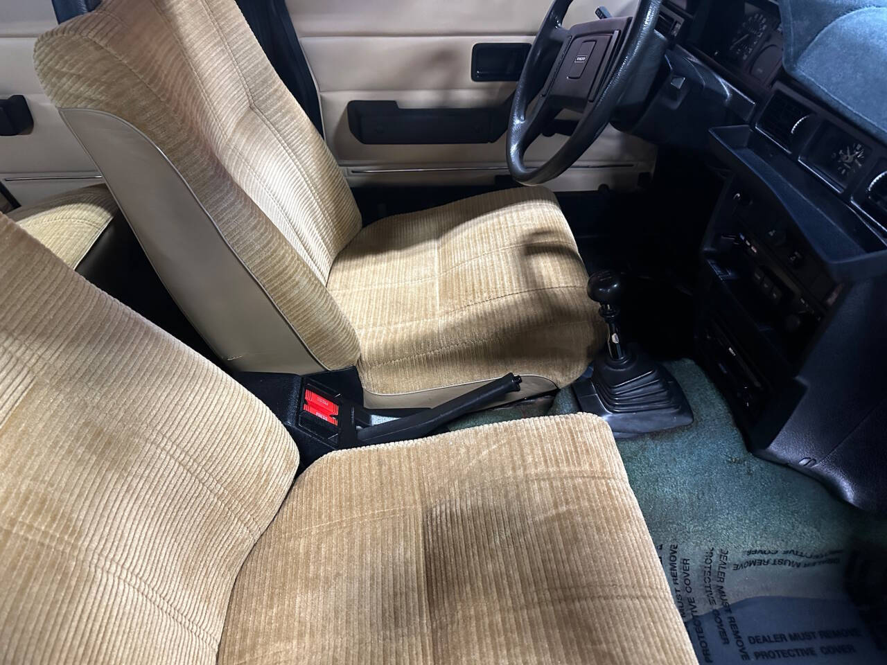 1979 Volvo 244DL 23