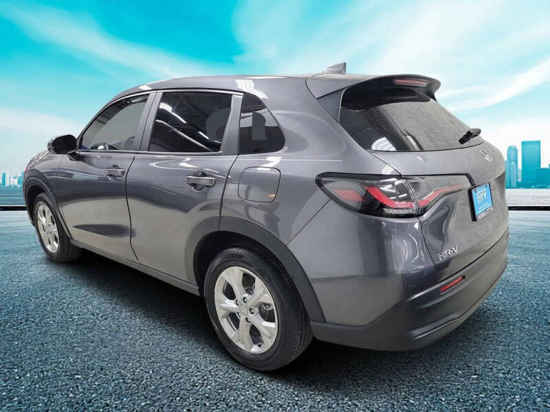 2025 Honda HR-V LX