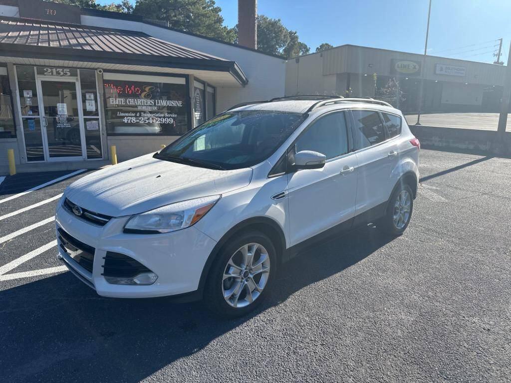 Off white 2013 Ford Escape SEL AWD SEL 4dr SUV 1