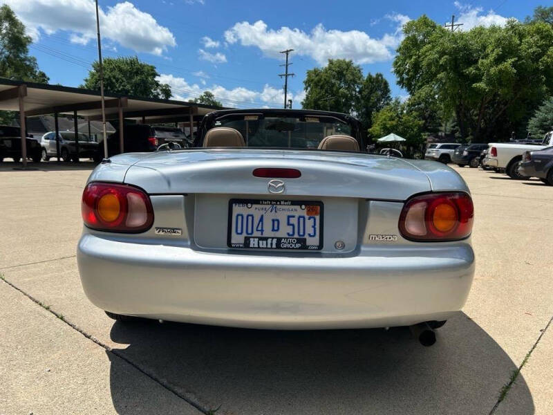 2000 Mazda MX-5 Miata