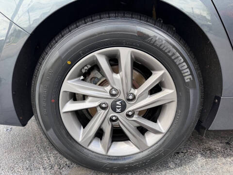2020 Kia Optima LX