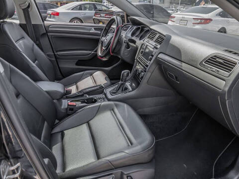 2021 Volkswagen Golf TSI