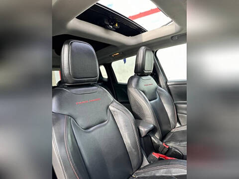 2016 Jeep Renegade Trailhawk