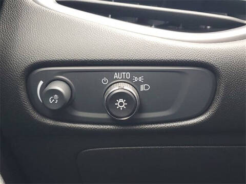 2025 Chevrolet Malibu LS