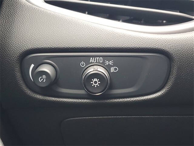 2025 Chevrolet Malibu LS