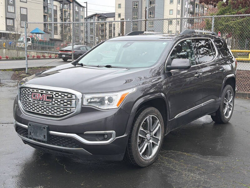 2017 GMC Acadia Denali