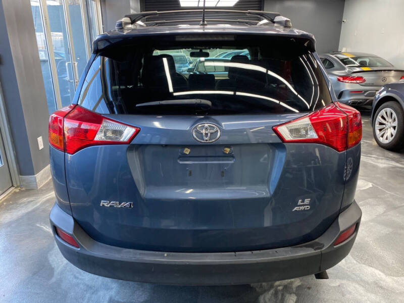2014 Toyota RAV4 LE