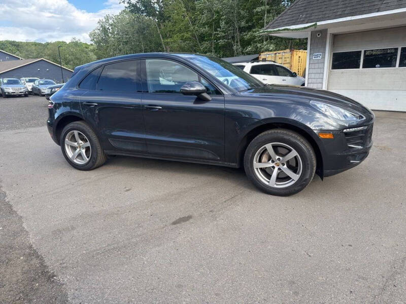 2017 Porsche Macan