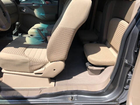 2008 Nissan Frontier LE