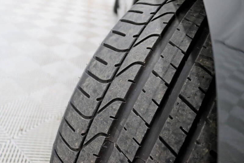 2018 Jaguar F-TYPE R