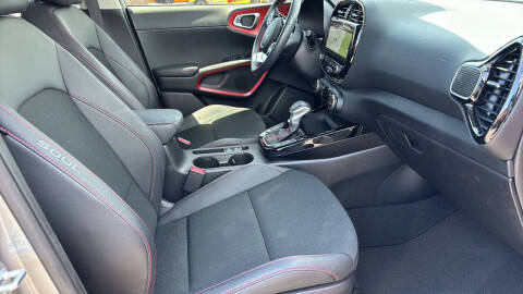 2023 Kia Soul GT-Line