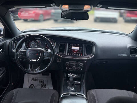 2016 Dodge Charger SXT