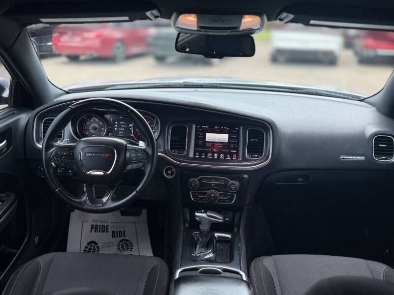 2016 Dodge Charger SXT