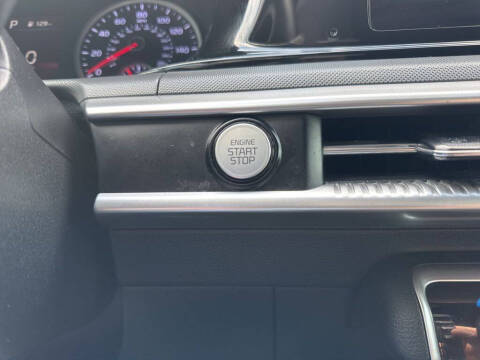2022 Kia K5