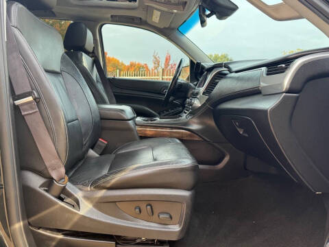 2017 Chevrolet Suburban LT