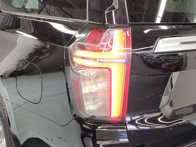 2023 Chevrolet Suburban High Country