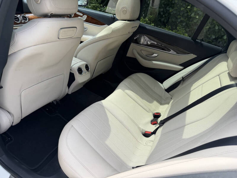 2019 Mercedes-Benz E-Class E 300
