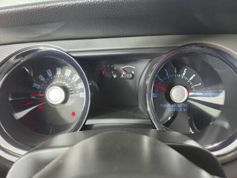 2011 Ford Mustang V6 Premium