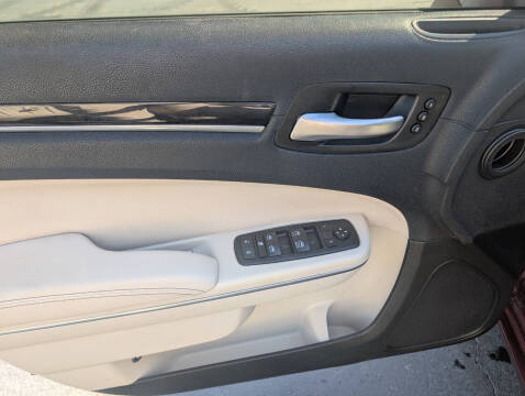 2018 Chrysler 300 Limited