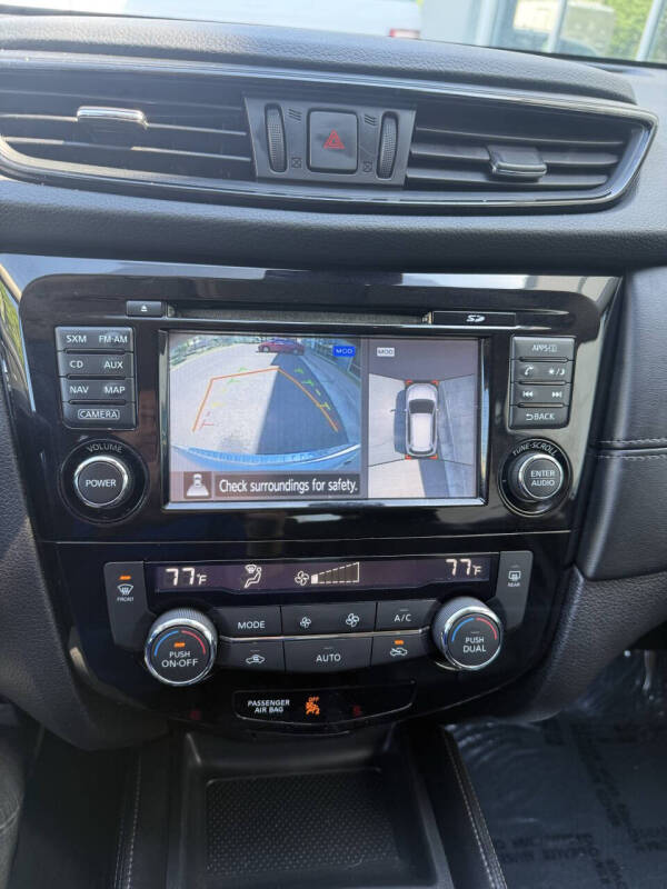 2017 Nissan Rogue SL