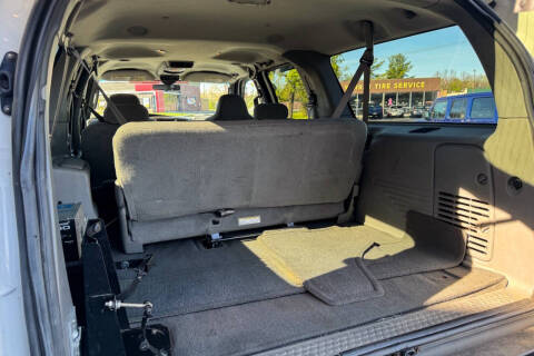 2005 Ford Excursion XLT