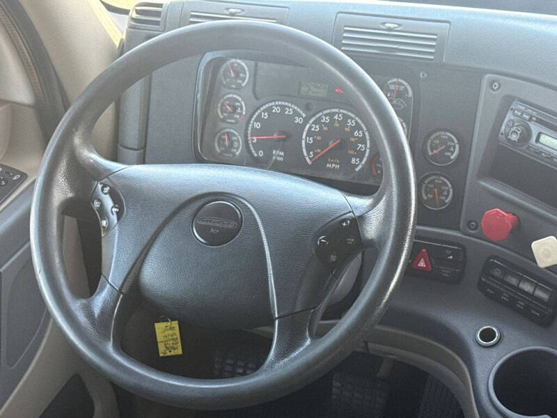 2012 Freightliner Cascadia