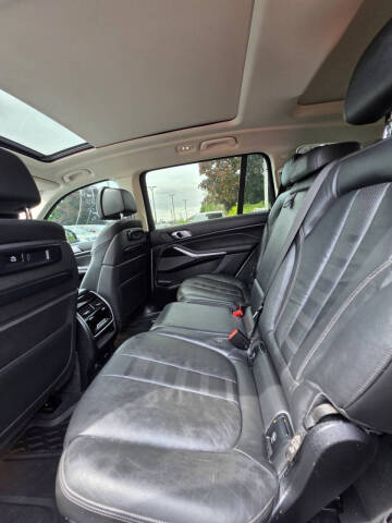 2019 BMW X7 xDrive50i